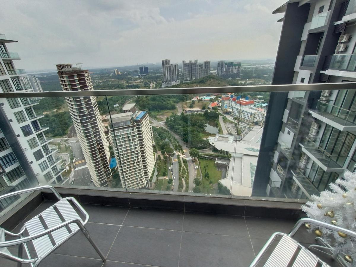Medini D'Pristine, 3 Min Walk To Legoland, Netflix By Hint Homestay Nusajaya  Eksteriør billede