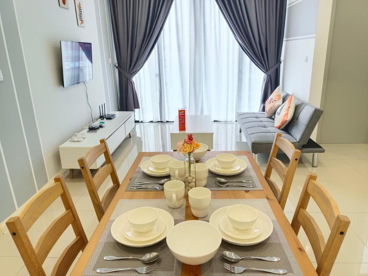 Medini D'Pristine, 3 Min Walk To Legoland, Netflix By Hint Homestay Nusajaya  Eksteriør billede